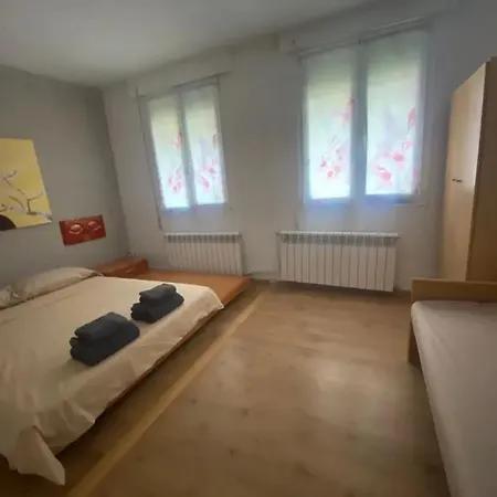Spacious With Pool In Tarragona