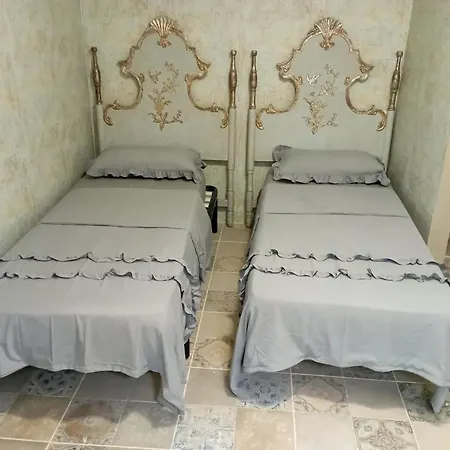 Spacious With Pool In Villa